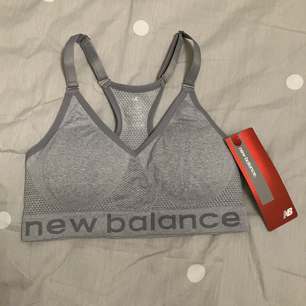 NWT New Balance adjustable straps sports bra